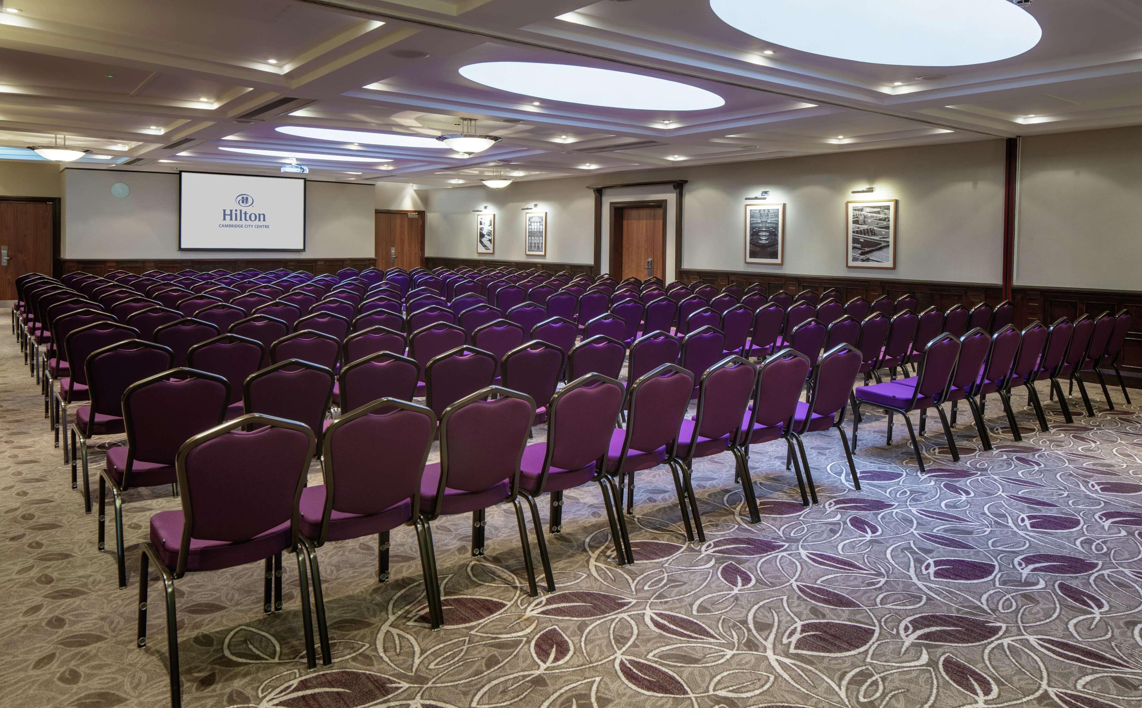 Hilton Cambridge City Centre Екстериор снимка