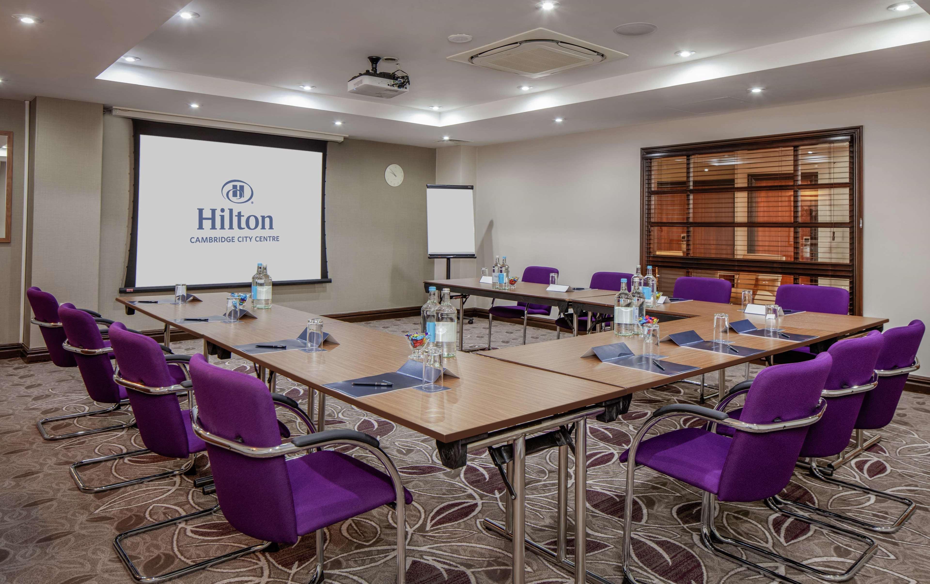 Hilton Cambridge City Centre Екстериор снимка