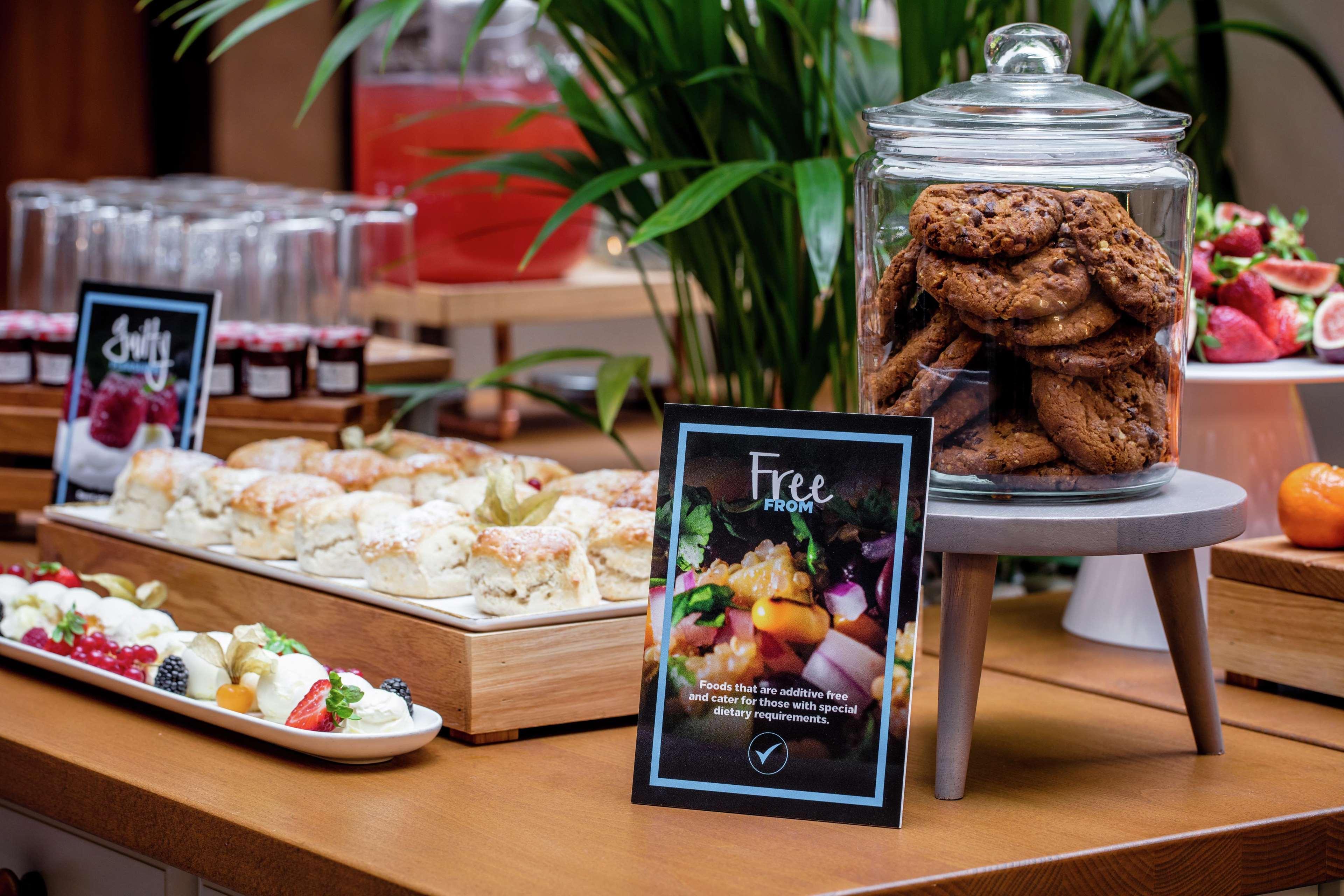 Hilton Cambridge City Centre Екстериор снимка