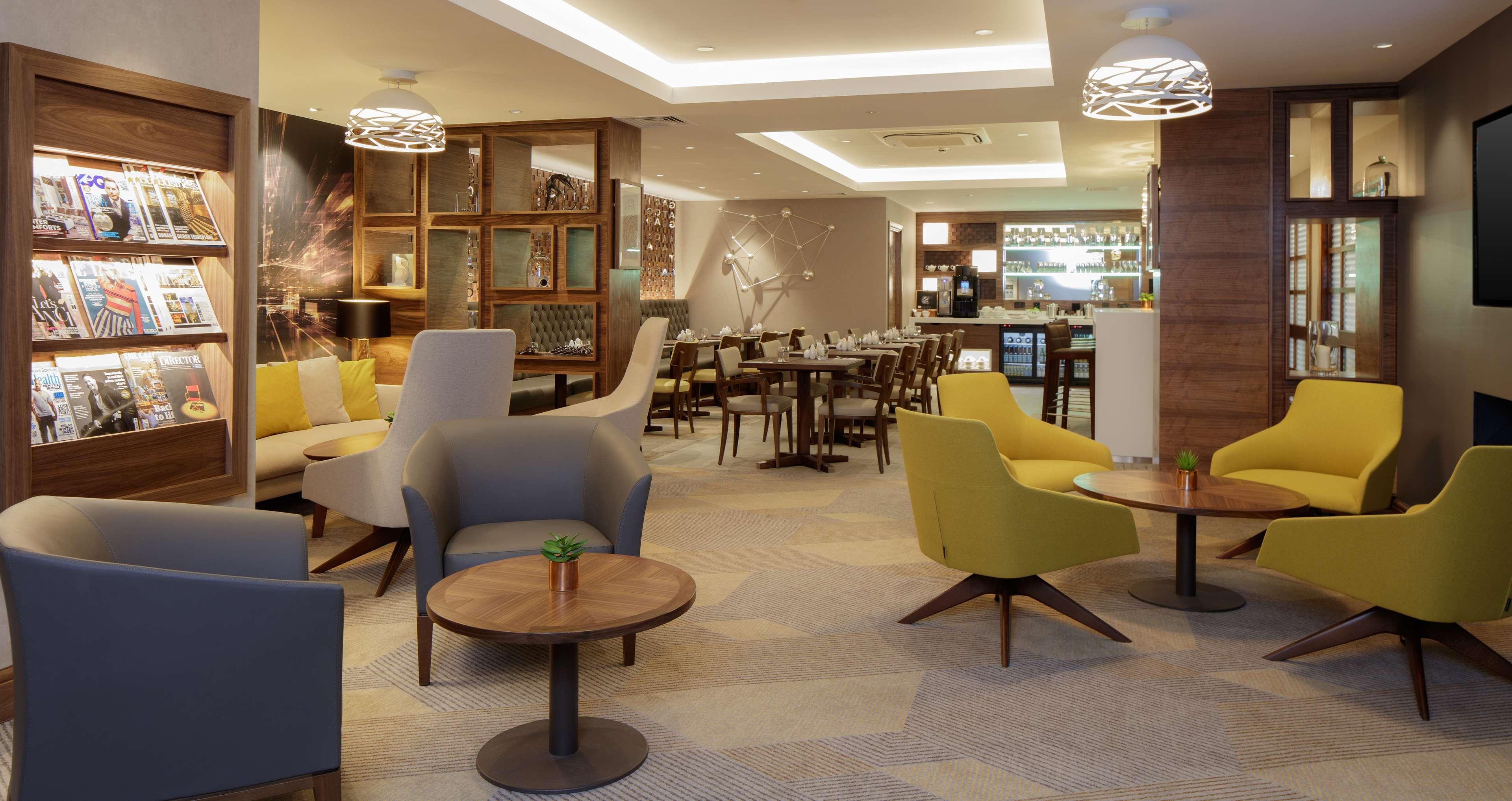 Hilton Cambridge City Centre Екстериор снимка