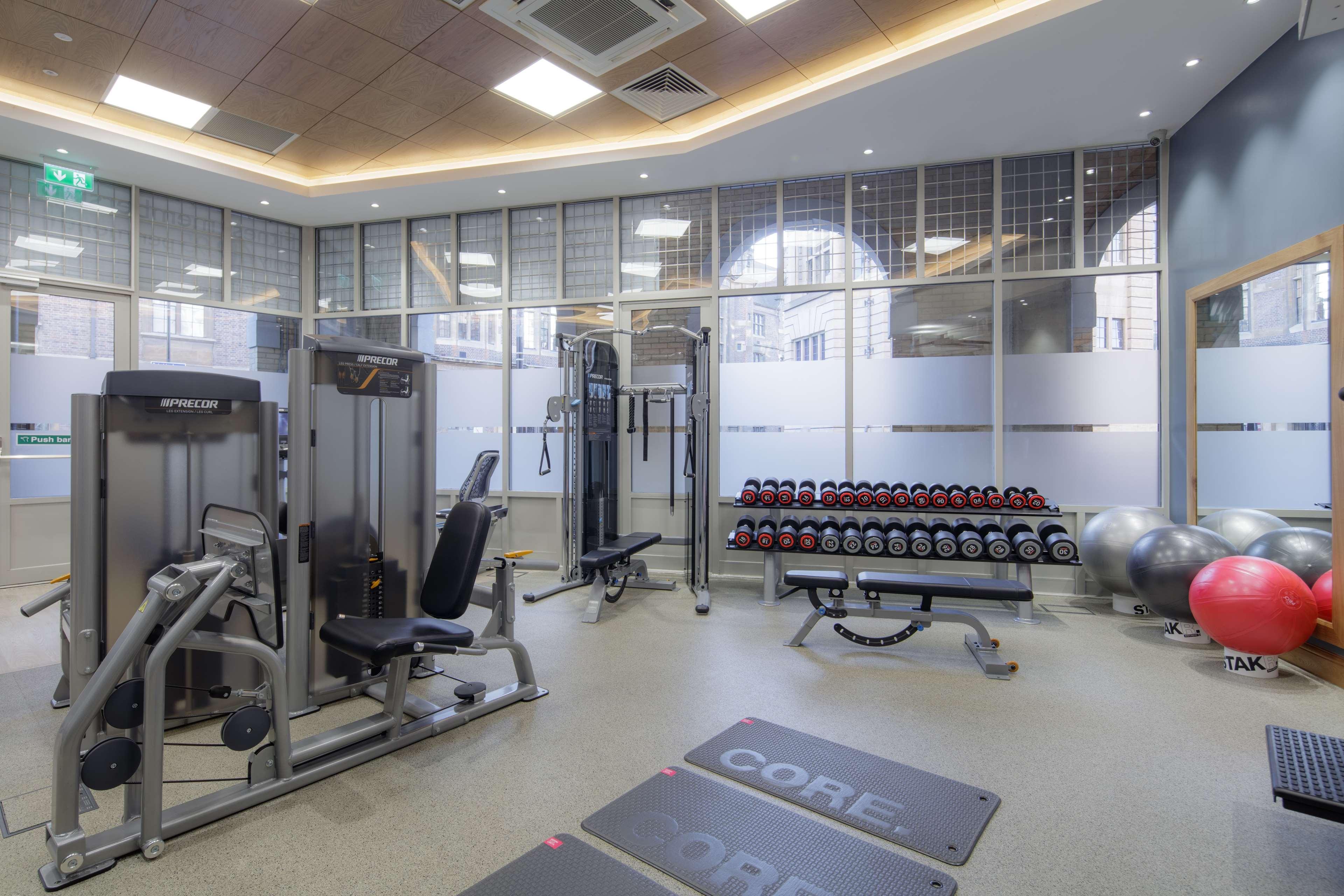 Hilton Cambridge City Centre Екстериор снимка