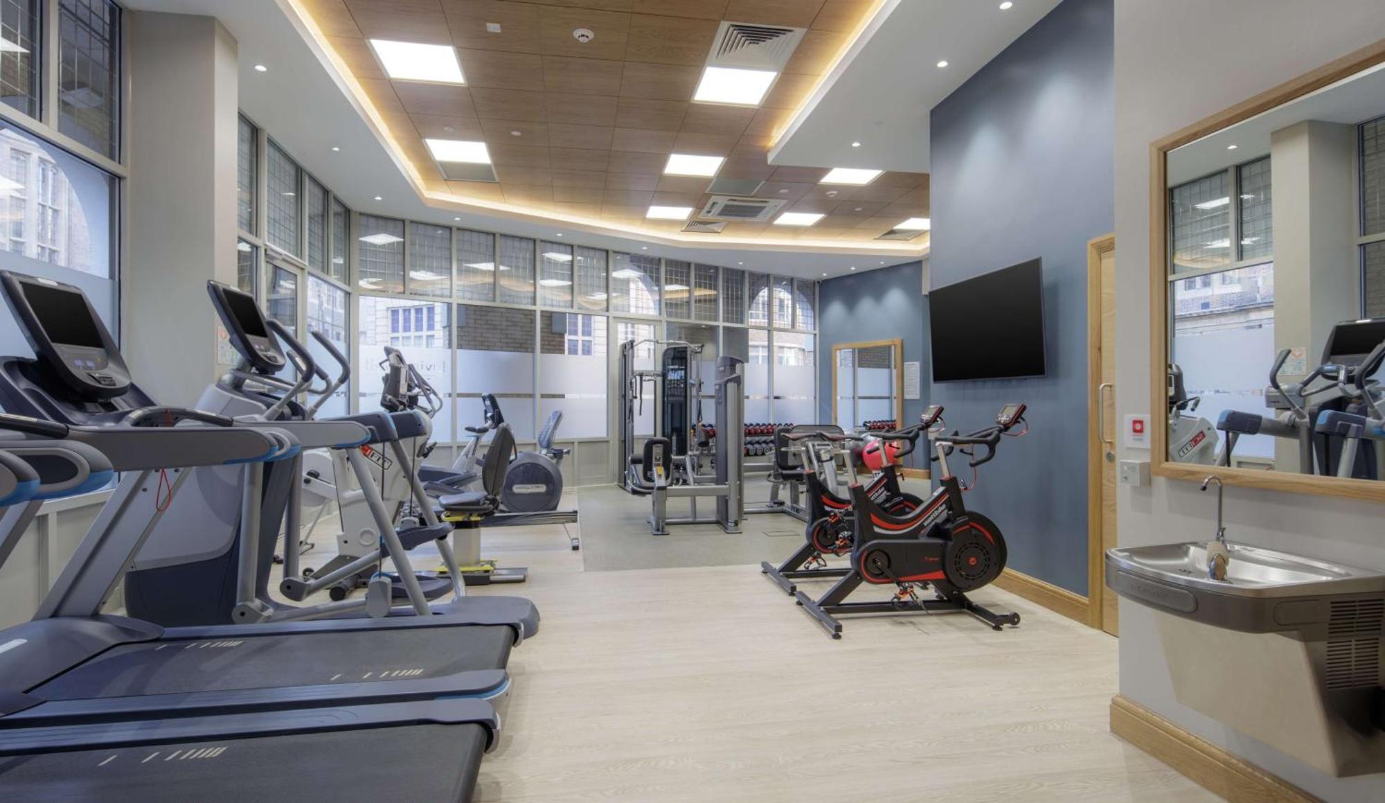 Hilton Cambridge City Centre Екстериор снимка